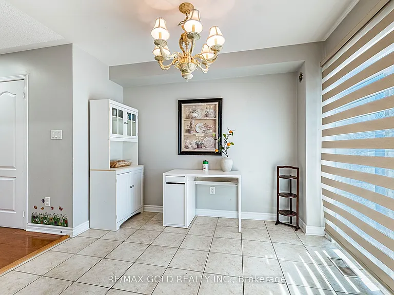 7 Roadmaster Ln — Photo 16