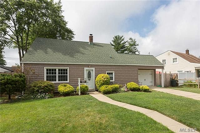 1st image of 54 Knoll Ln
