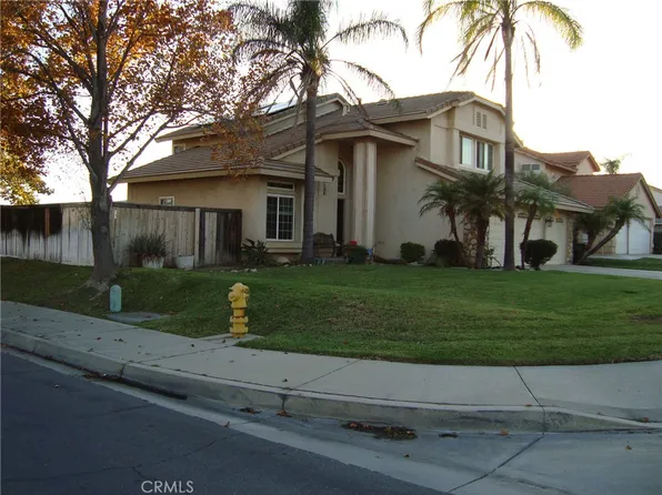 2123 W Fairview Dr, Rialto, CA 92377