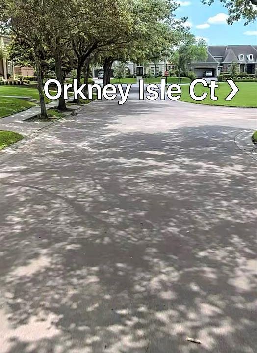 1st image of 13 Orkney Isle Court