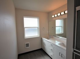 939-941 Greenfield Dr, Cheney, WA