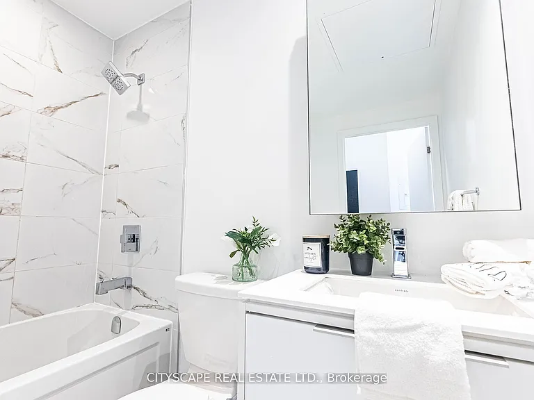 77 Shuter St #907 — Photo 14