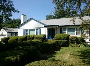 81 Lagrange St, Brookline, MA 02467