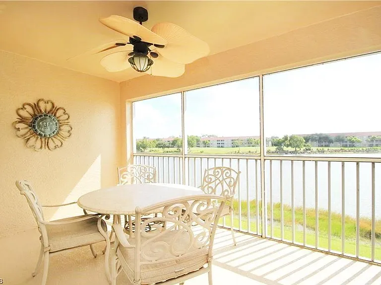 2820 Cypress Trace Cir #2023 — Photo 16