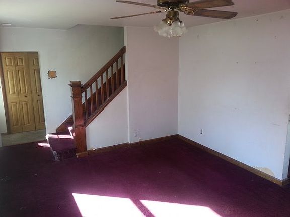 Additional Living Room