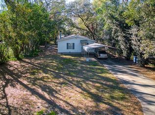 16419 Hanna Rd, Lutz, FL 33549