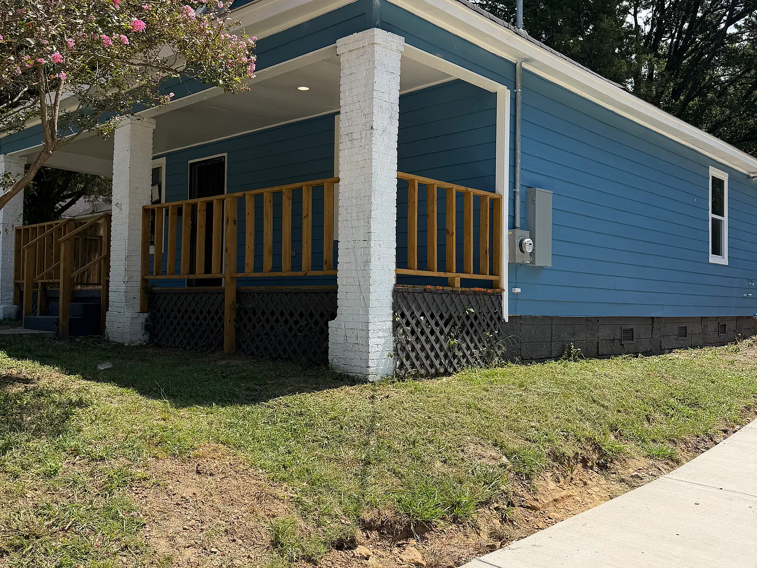 4 bed, 1500 sqft, $1,975 — Photo 3