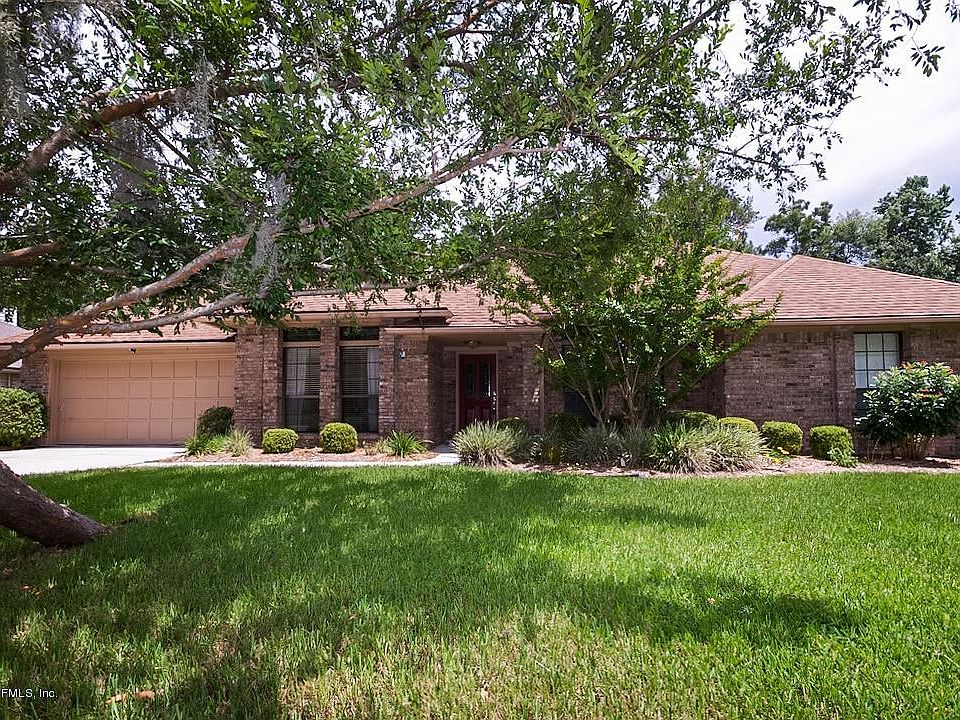 1st image of 1749 PLANTATION OAKS Drive S