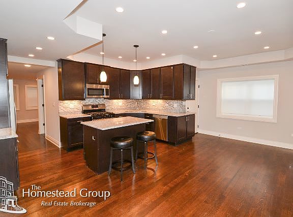 5th image of 4208 N Sacramento Ave #1FRNT