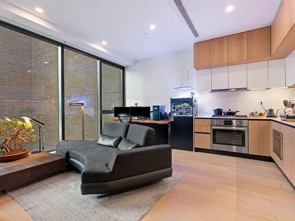 5 Court Unit 7G, Long Island City, NY 11101