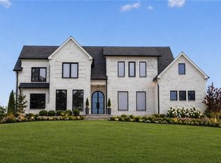 2445 Sunflower Dr, Hoschton, GA 30548
