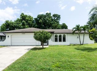 1454 SE 13th St, Cape Coral, FL 33990