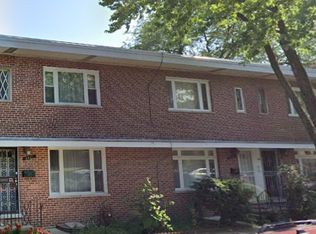2005 W Morse Ave, Chicago, IL 60645