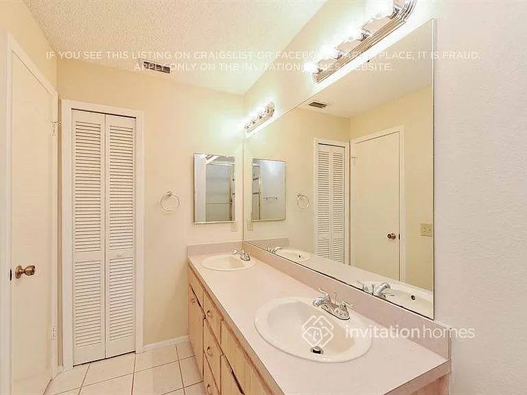 1913 Coral Tree Ct — Photo 12
