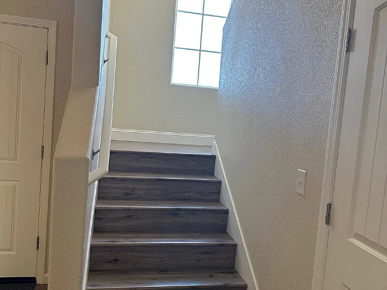 1338 Hermosa Dr — Photo 12