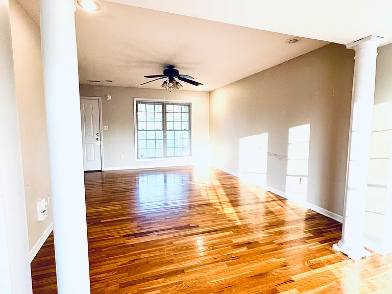 645 Hampton Way #1 — Photo 12