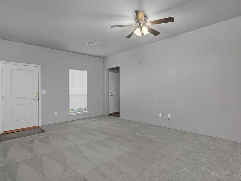 5004 Hawken St — Photo 7