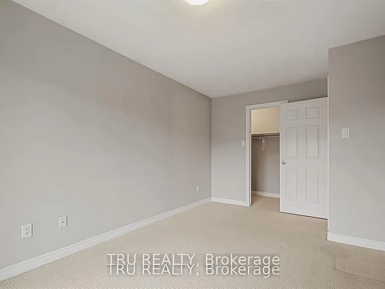 122 Lindenshade Dr #19 — Photo 22