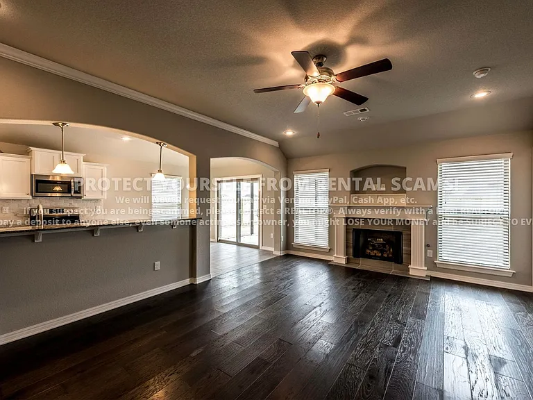4488 W Wales Dr — Photo 2