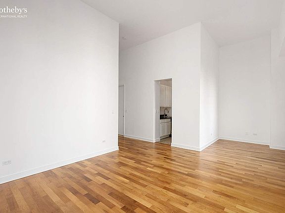 2nd image of 120 E 87th St #R14-j