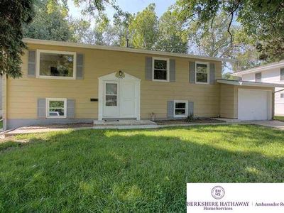 9441 Brownley Dr, Omaha, NE, 68134