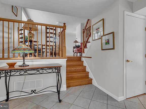 4th image of 5 Springhaven Ct