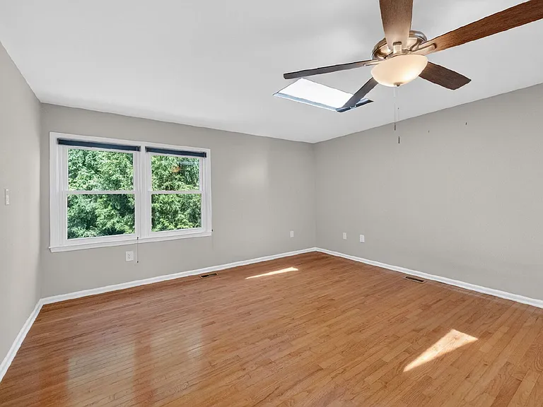 925 Chancellor St SW — Photo 19