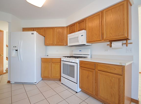 3rd image of 1320 Kensington Dr