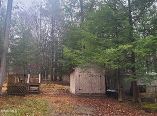 128 N Crescent Dr, Flinton, PA 16640