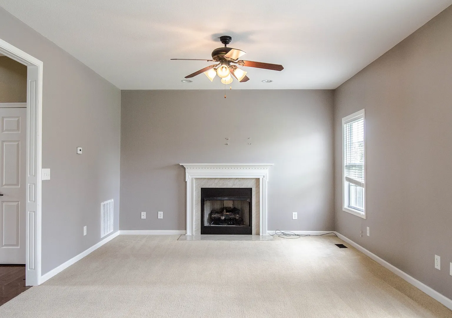 Four Bedroom in Timber Springs! — Photo 3