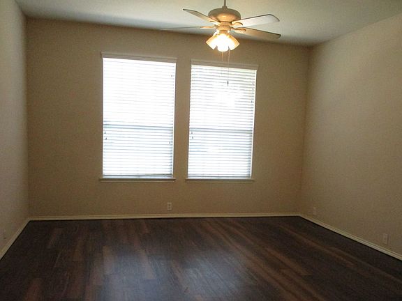 4th image of 2222 Canterbury Park Dr