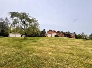 352 Trump St, Daniels, WV 25832