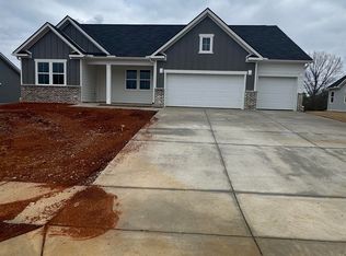 136 Jude Ln, Hazel Green, AL 35750