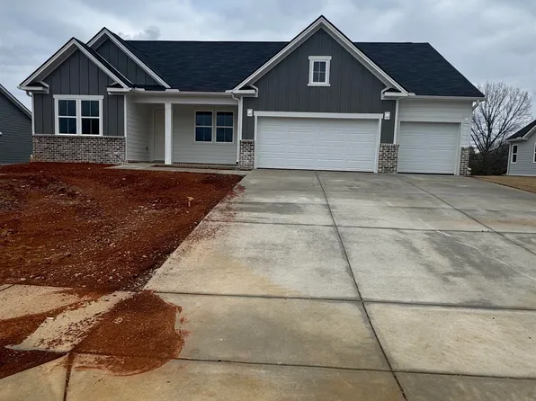 136 Jude Ln, Hazel Green, AL 35750