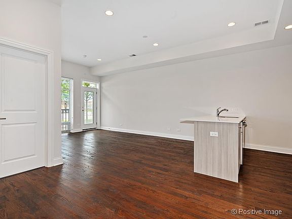 3rd image of 6425 W Touhy Ave Ste F