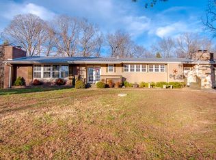 500 Hyndman Rd, Dickson, TN 37055