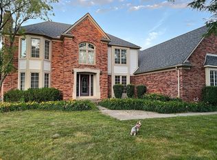 49090 Driftwood Dr, Shelby Township, MI 48317