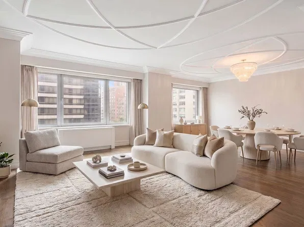 200 E 62nd St APT 6E, New York, NY 10065
