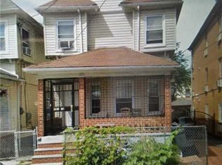 10230 135th St, South Richmond Hill, NY 11419