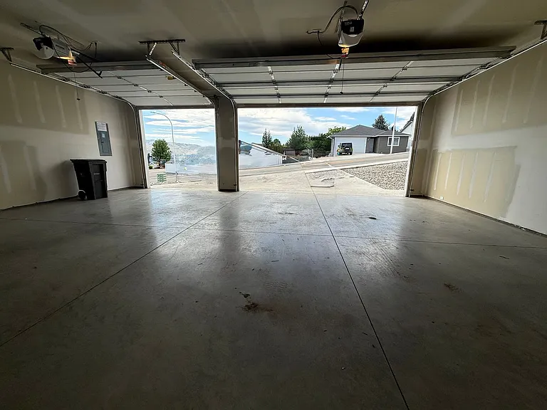 835 N Macaw Ave — Photo 15