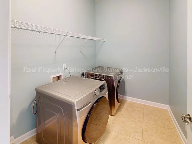 4298 Ellipse Dr — Photo 23