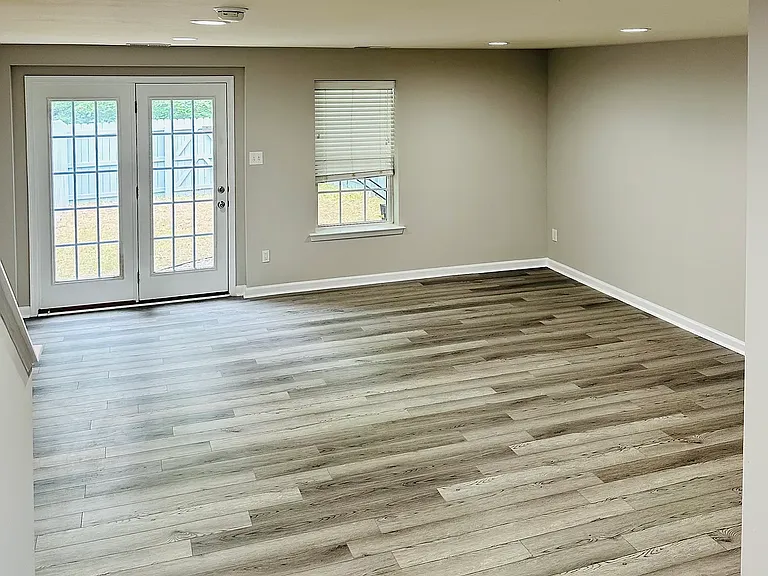 529 Creekwillow Dr — Photo 10