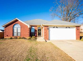 3703 Teri Lynn Dr, Longview, TX 75604