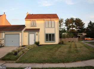 42 Cardinal Dr, Clementon, NJ 08021