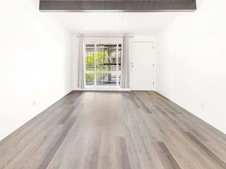 4004 Palmwood Drive — Photo 6