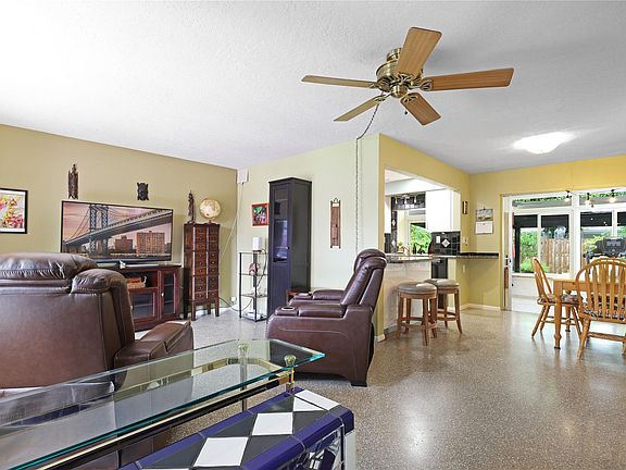 4th image of 6661 NW 24th Street