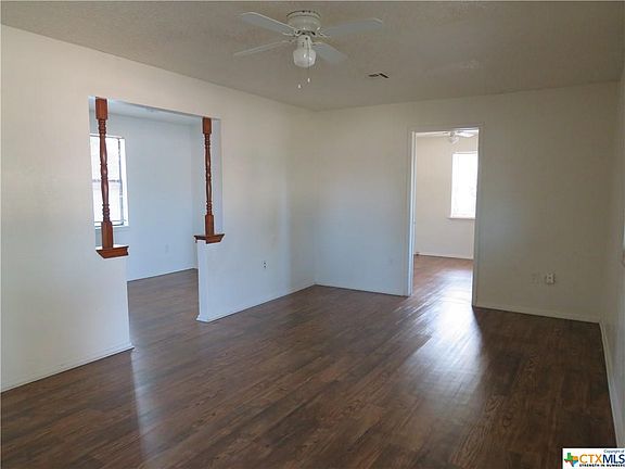 3rd image of 1212 E Avenue H