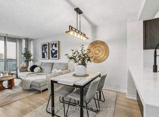 310 Red Maple Rd #602, Richmond Hill, ON L4C 0T7