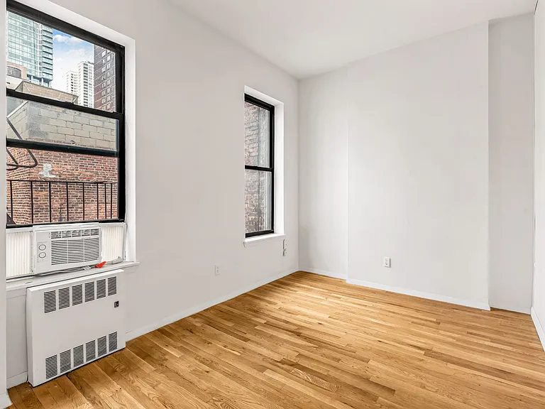 237 E 53rd St #3C — Photo 7