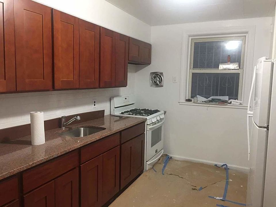 2nd image of 3557 71st St #1